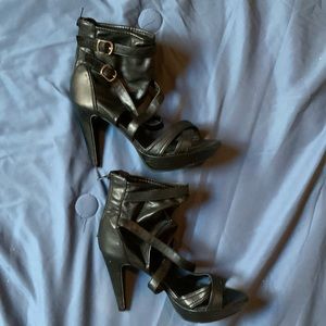 Arden B black sexy heels